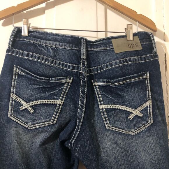 BKE Women’s Size 30S Jake Bootleg Cut Medium Wash Jeans.Thick Stitching Preowned - Picture 7 of 8